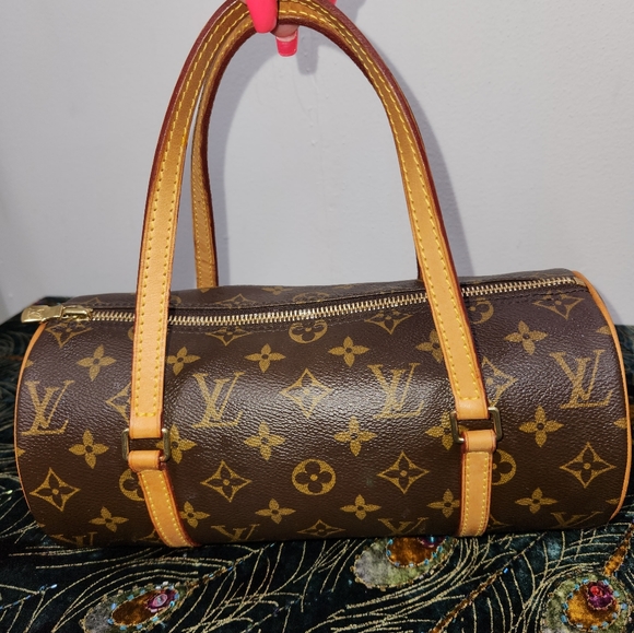 Louis Vuitton Bag - Picture 2 of 16